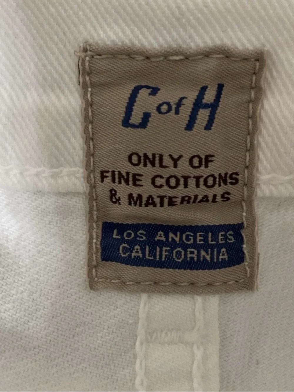 Citizens Of Humanity Lennox Cropped Lose Fit Jeans in White Size 29